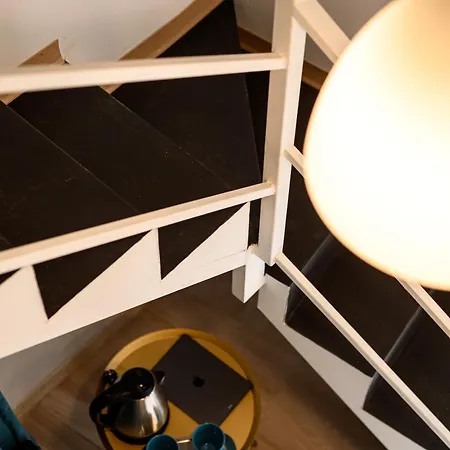 El Barrio In Bed * Neapel